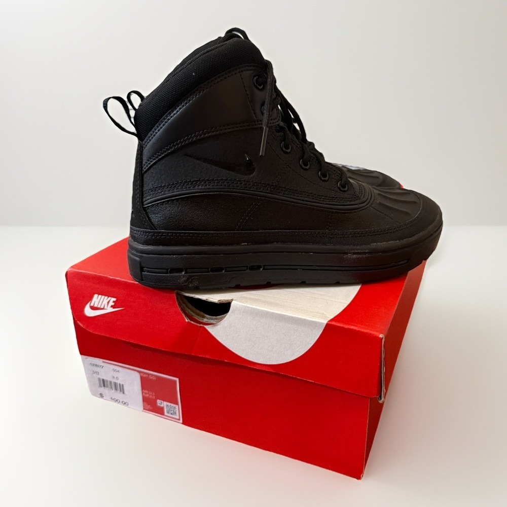 New In Box Youth Nike WOODSIDE 2 HIGH (GS) BLACK (524872 004) Size 3.5Y